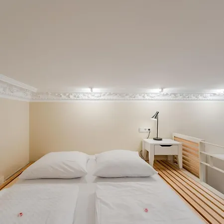 Urban Smart Kreuzberg Apartment