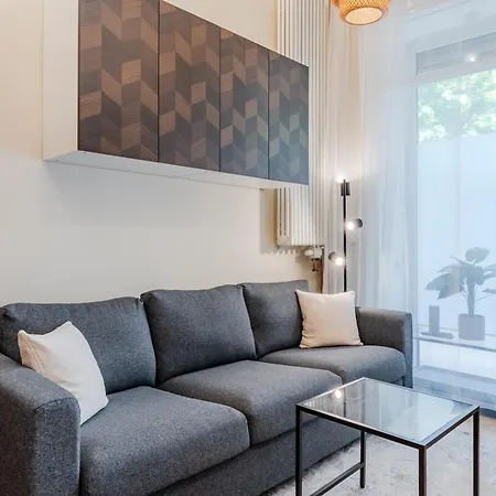 Urban Smart Kreuzberg Apartment Berlin